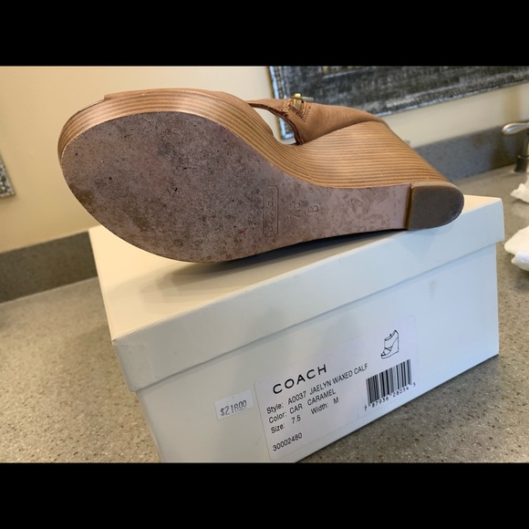 Sandals - Picture 5 of 5